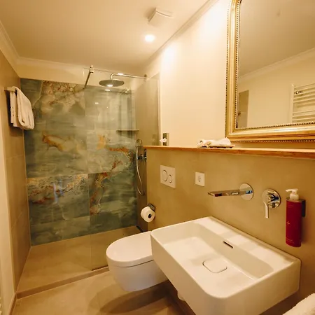 ホテル Boutiquehotel Kloster Pfalzel